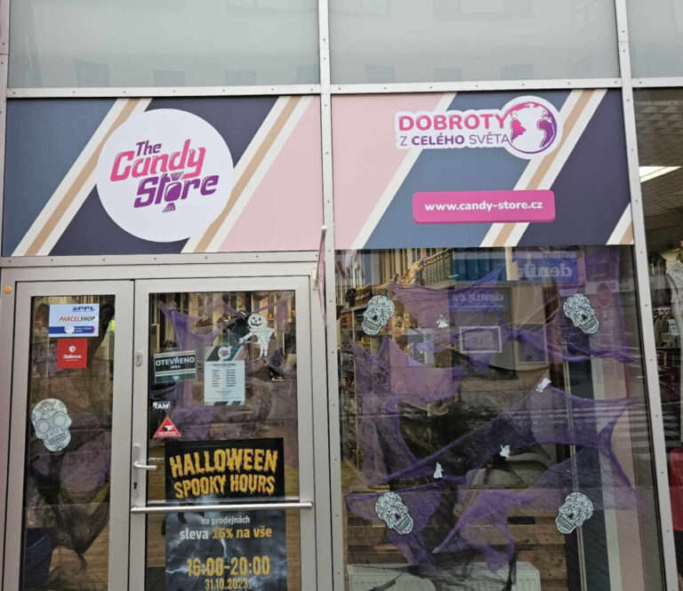 Ukázka realizace: Candy Store – Ústí nad Labem – Polep výlohy