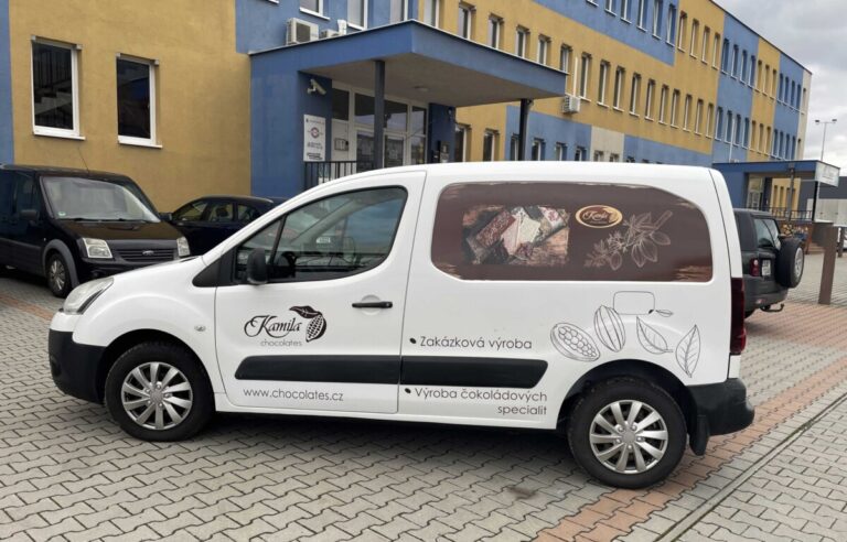Foto č. 1 - Polep auta Citroen Berlingo – Čokoládovna Kamila