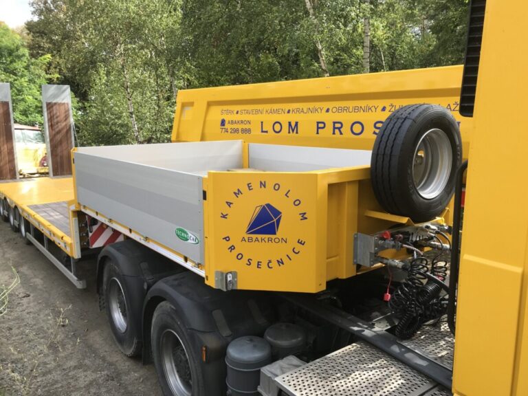 Foto č. 3 - Abakron –  Polepy pro kamión