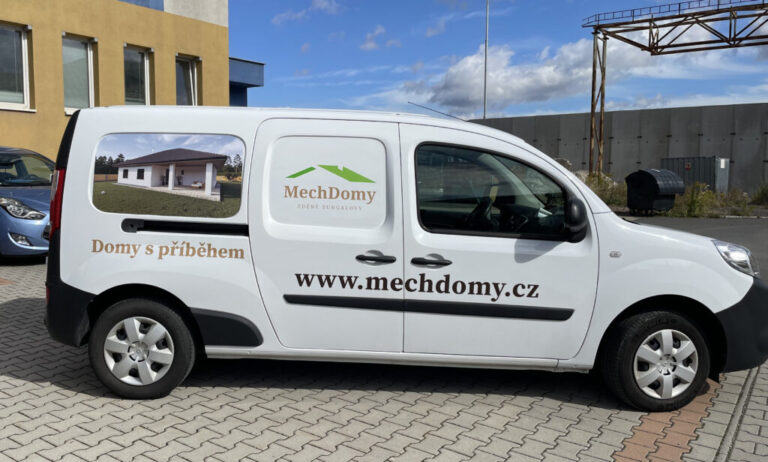 Ukázka realizace: Mechdomy – Polep auta Renault Kangoo
