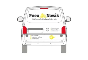Pneuservis - střední dodávka - střední polep - pohled zezadu